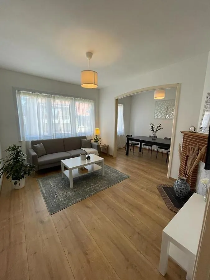Apartamento Appartement Dans Un Beau Quartier A Anderlecht Bruselas Bélgica